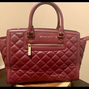 Michael Kors Selma quilted tote Burgundy